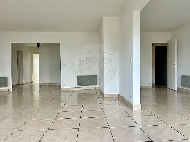 Appartement vente à Cour St Sauveur, Nevers