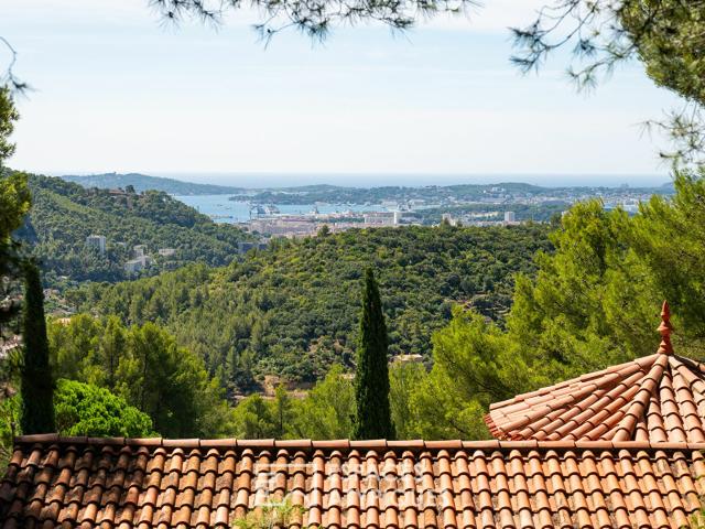 Appartement location à Arrondissement de Toulon, Le Revest-les-eaux