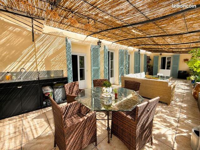 Appartement vente à Arrondissement de Toulon, Hyères