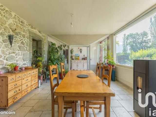 Appartement vente à Chambéry, Saint-ours
