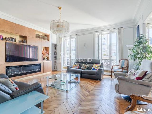 Appartement vente à Paris, Île-de-France