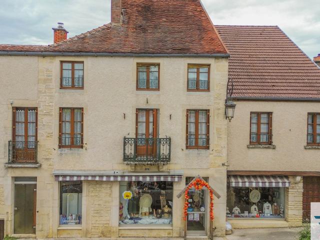 Maison vente à Is-sur-Tille, Côte-d'Or