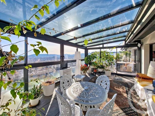 Appartement vente à France métropolitaine, Clermont-ferrand