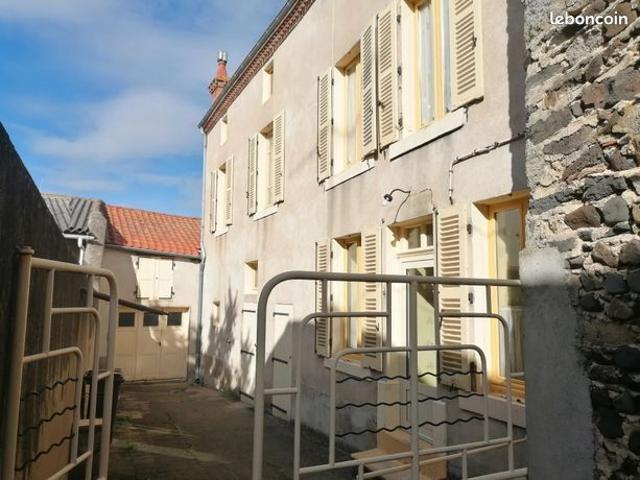 Maison vente à Issoire, Moriat
