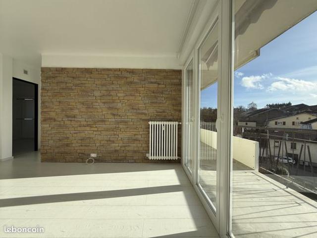 Appartement vente à Neufchâteau, Vittel