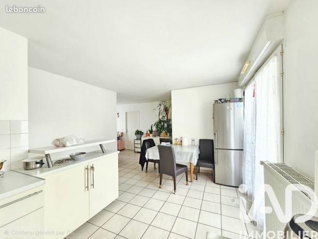 Appartement vente à Saint-Denis, La Courneuve