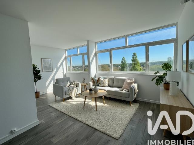 Appartement vente à Résidence de l'Orangerie, Évry-Courcouronnes
