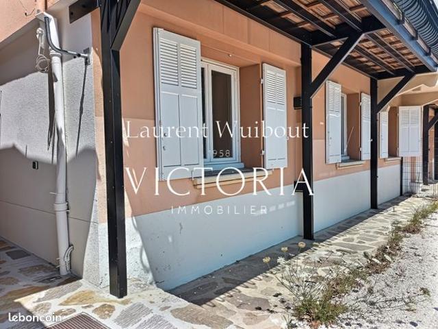 Appartement vente à Arrondissement de Toulon, Bormes-les-mimosas