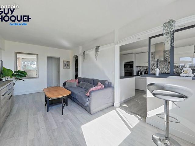 Appartement vente à Melun, Combs-la-ville