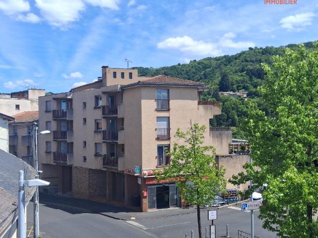 Appartement vente à Centre ville, Thiers