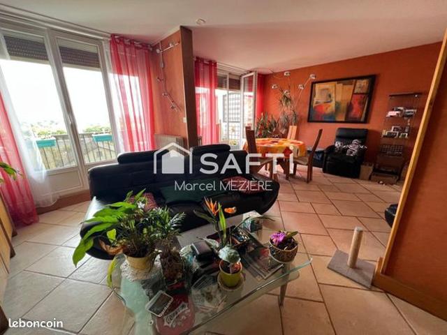 Appartement vente à Sens, Paron