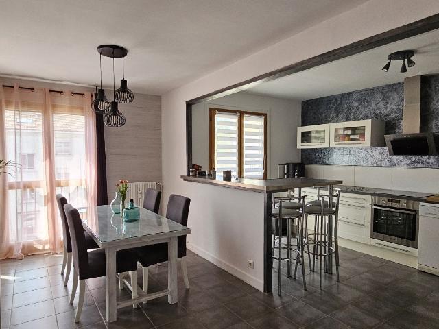 Appartement vente à Saint-Étienne, Saint-genest-lerpt