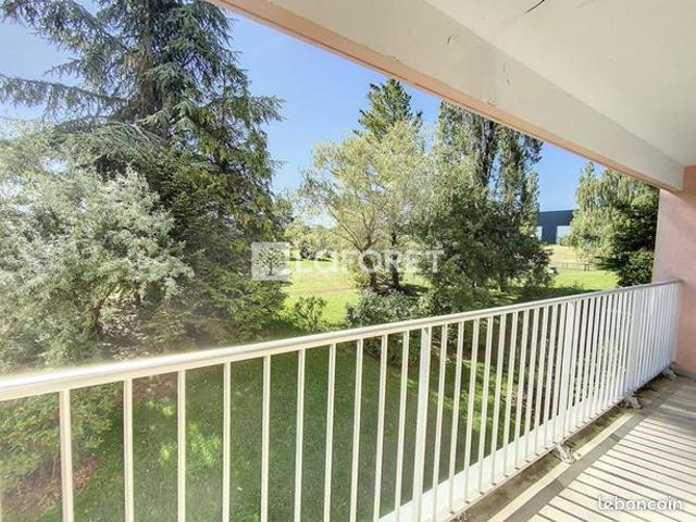 Appartement vente à Neufchâteau, Vittel