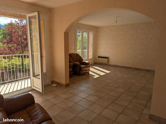 Appartement vente à Tournon-sur-Rhône, Le Cheylard