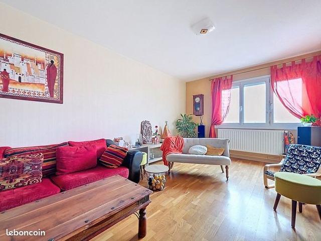 Appartement vente à Privas, Saint-priest