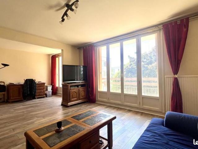 Appartement vente à Saint-Ouen-l'Aumône, Val-d'Oise