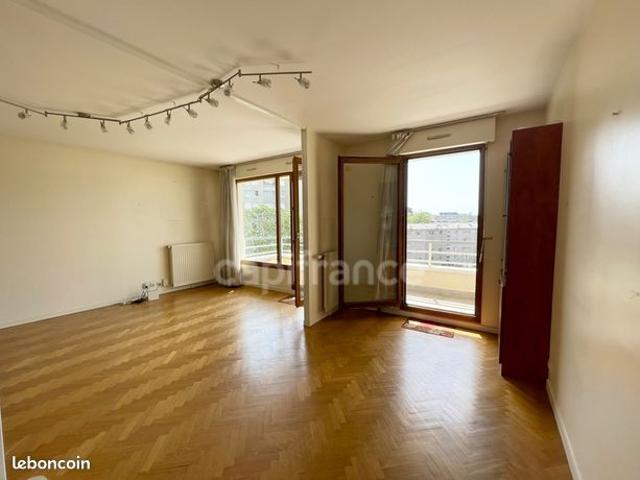 Appartement vente à Paris, Île-de-France