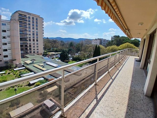 Appartement vente à Aix-en-Provence, Aix-en-provence