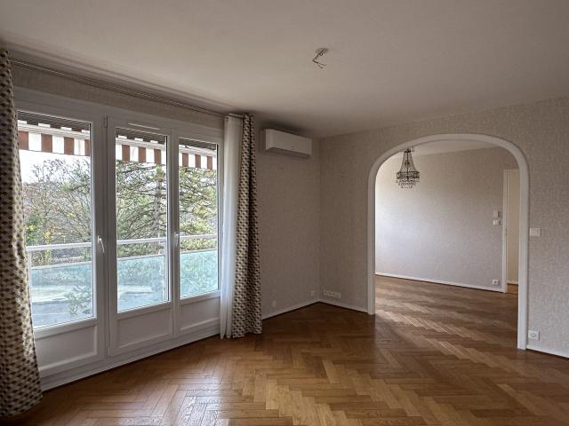 Appartement vente à Le Belvédère, Talant