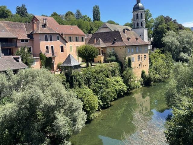 Appartement vente à La Tour-du-Pin, Le Pont-de-beauvoisin