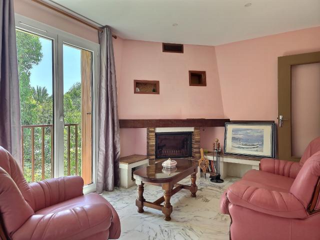 Appartement vente à Arrondissement de Toulon, Hyères