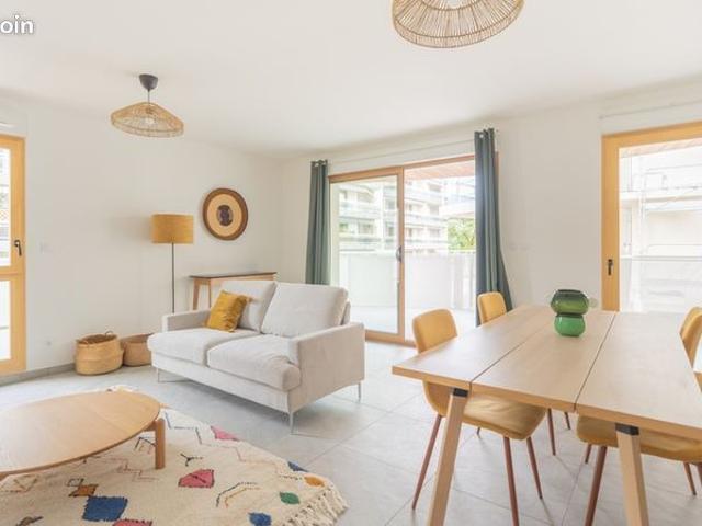 Appartement vente à Saint-Julien-en-Genevois, Ville-la-grand