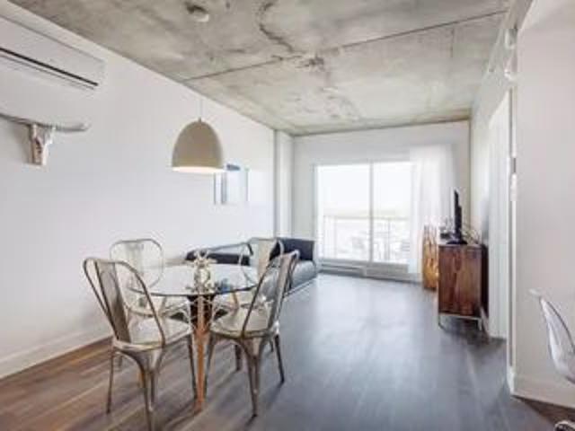 Apartment for rent in Secteur E, Brossard
