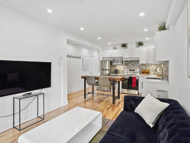 Apartment for rent in St. Leonard's, Quebec