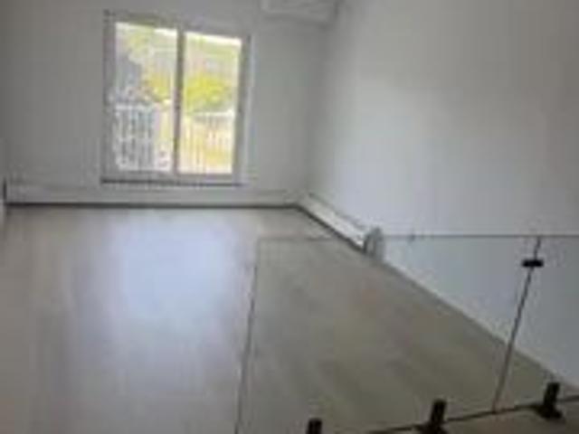 Apartment for rent in Duvernay, Quebec