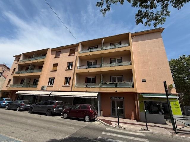 Appartement location à Arrondissement de Toulon, Hyères