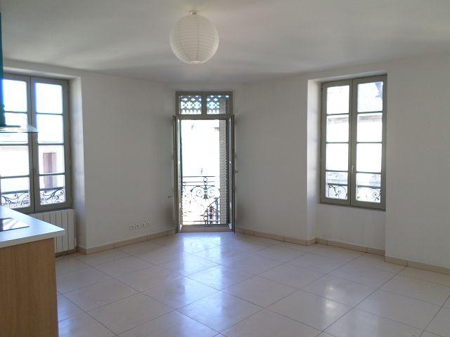 Appartement location à Cosne-Cours-sur-Loire, La Charité-sur-loire