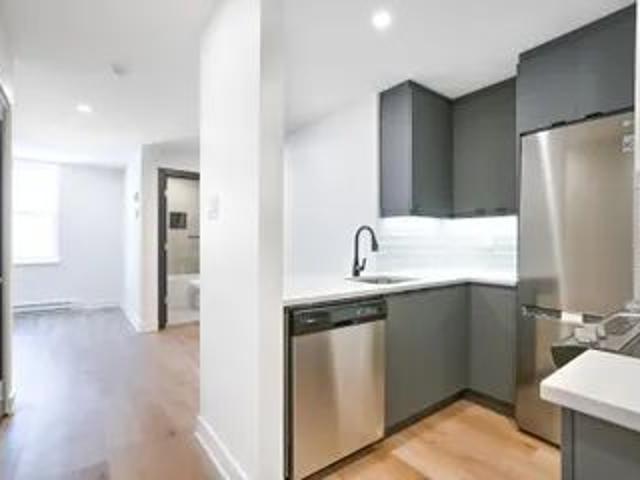 Apartment for rent in St. Leonard's, Quebec