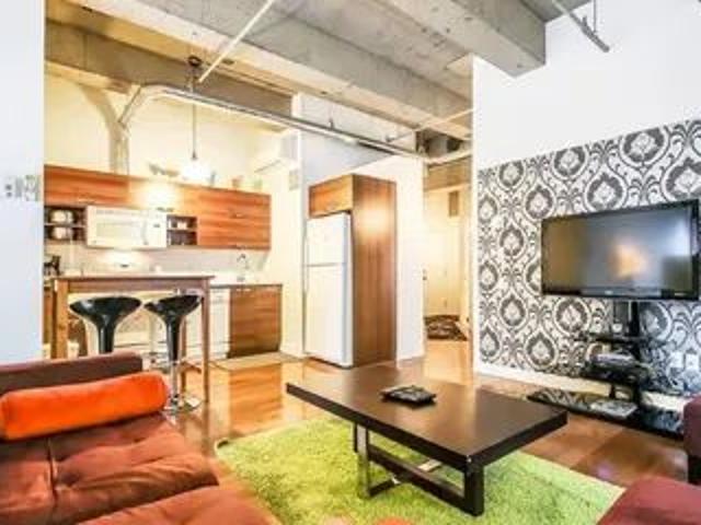 Apartment for rent in Quartier des Spectacles, Montréal