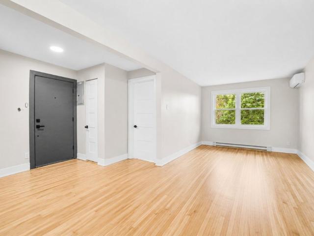Apartment for rent in St. Leonard's, Quebec