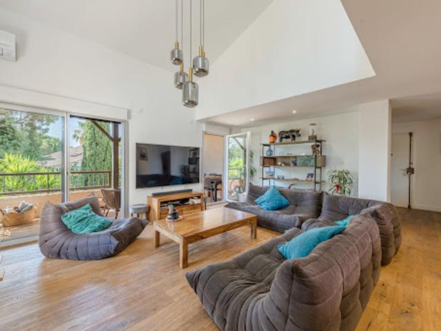Appartement vente à Arrondissement de Draguignan, Saint-raphaël