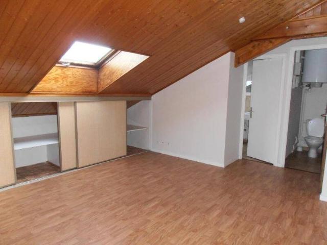 Studio location à Bellignat, Ain