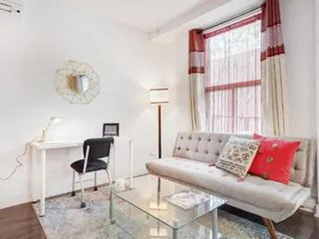 Apartment for rent in Village gai, Montréal