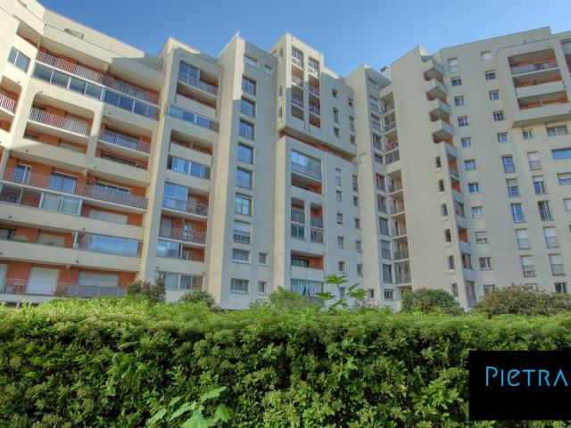 Appartement vente à Saint-Étienne, Saint-etienne