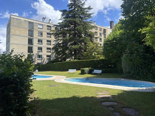 Appartement vente à Versailles, Bougival
