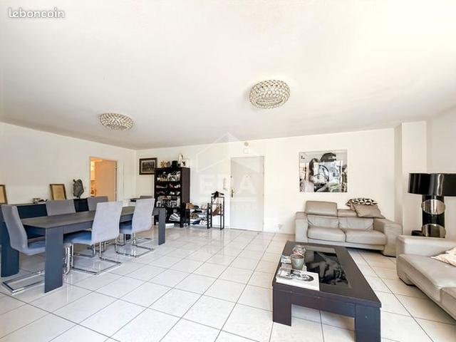 Appartement vente à Aix-en-Provence, Aix-en-provence