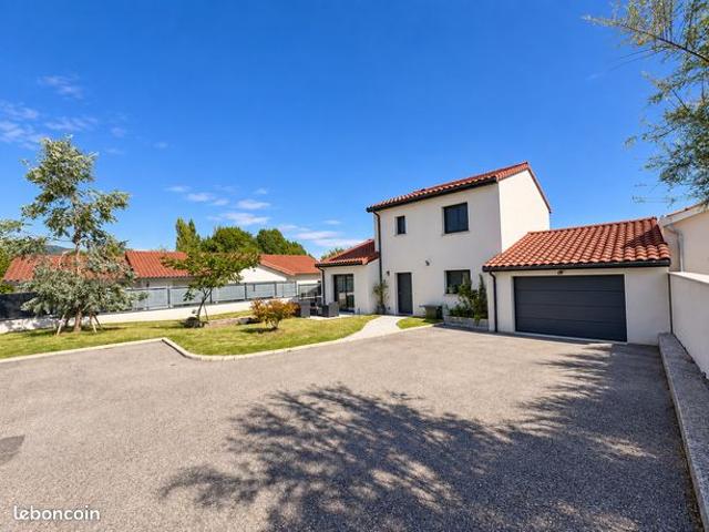 Appartement vente à Maclas, Loire