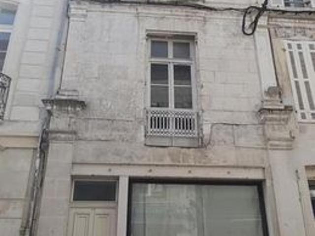 Appartement vente à Saintes
