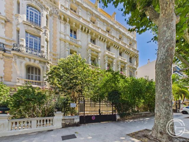 Appartement vente à Carré d'Or, Nice
