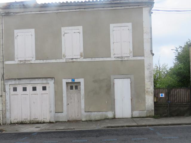 Maison vente à Nontron, Thiviers