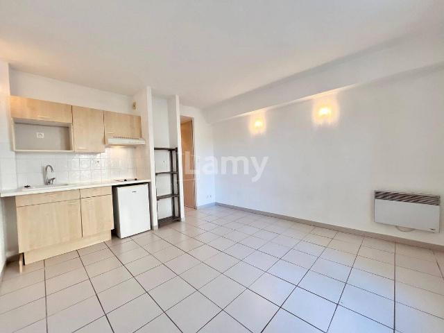 Studio location à Aix-en-Provence, Bouches-du-Rhône