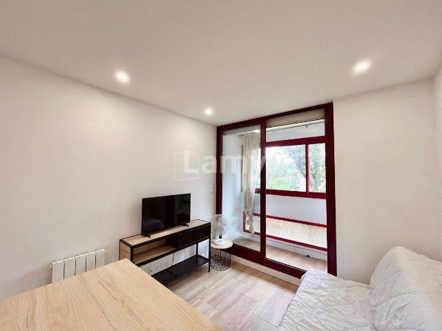 Studio location à Pont de l'Arc, Aix-en-Provence