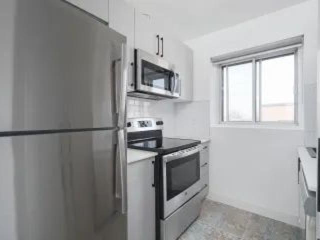 Apartment for rent in St. Leonard's, Quebec