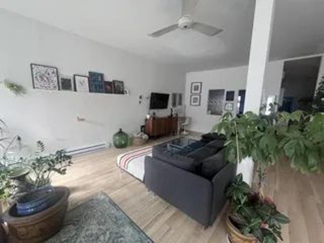 Apartment for rent in St. Leonard's, Quebec