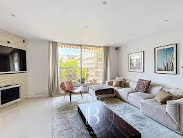 Appartement location à Neuilly-sur-seine