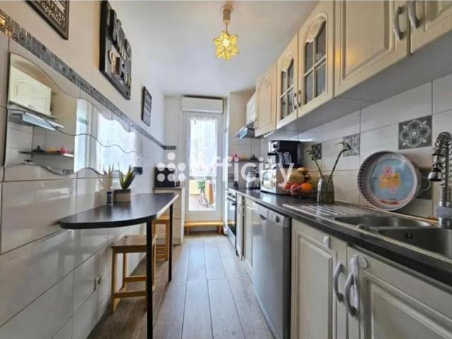 Appartement vente à Évry, Petit-bourg